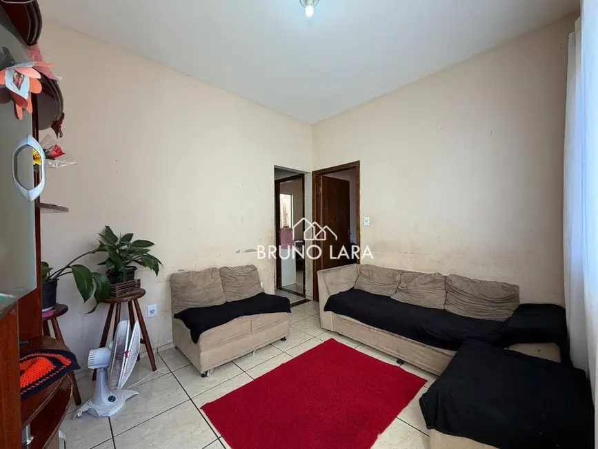 Foto 1 de Casa com 2 quartos à venda, 55m2 em Igarape - MG