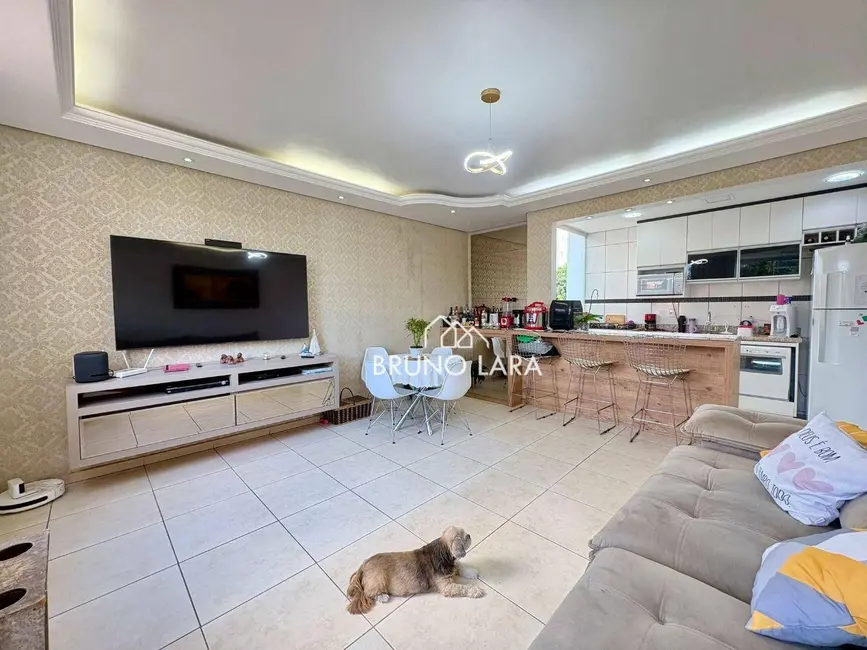 Foto 1 de Casa com 3 quartos à venda, 195m2 em Nossa Senhora das Graças, Betim - MG