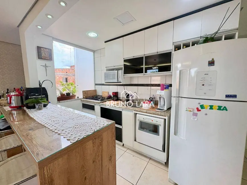 Foto 4 de Casa com 3 quartos à venda, 195m2 em Nossa Senhora das Graças, Betim - MG