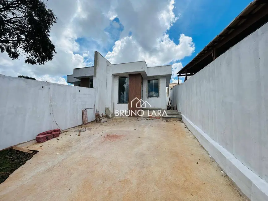 Foto 1 de Casa com 2 quartos à venda, 180m2 em Igarape - MG