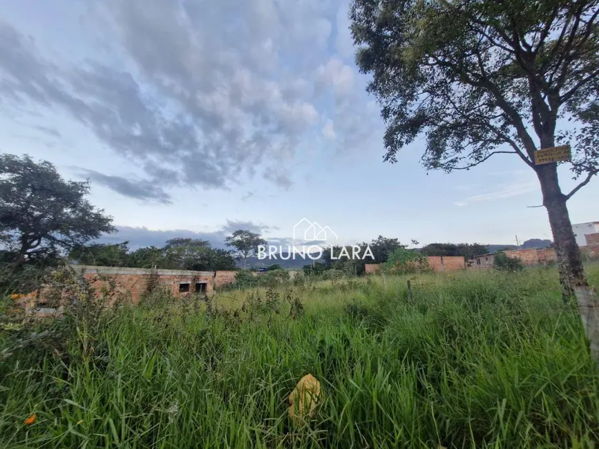 Foto 4 de Terreno / Lote à venda, 360m2 em Igarape - MG