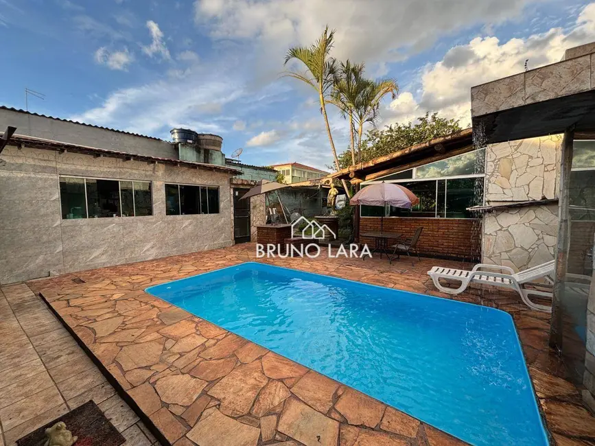 Foto 2 de Casa com 3 quartos à venda, 720m2 em Igarape - MG