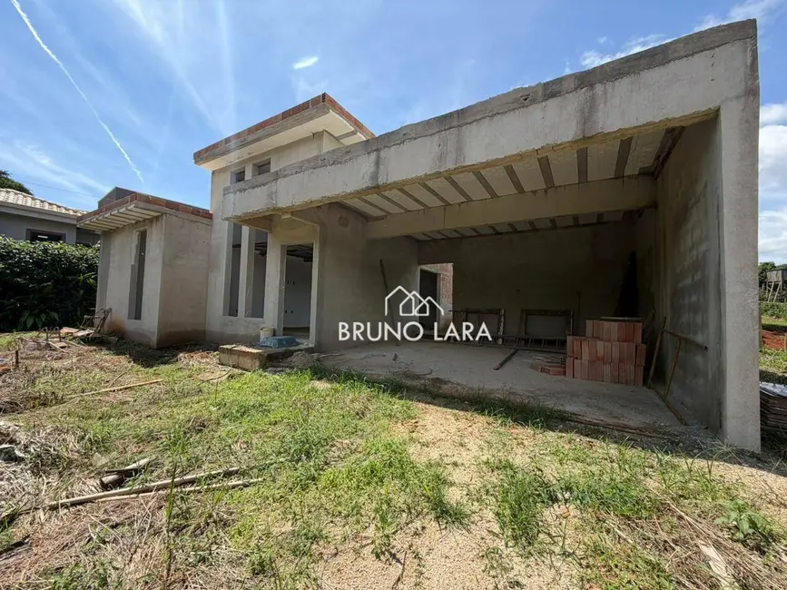 Foto 2 de Casa de Condomínio com 3 quartos à venda, 1000m2 em Igarape - MG
