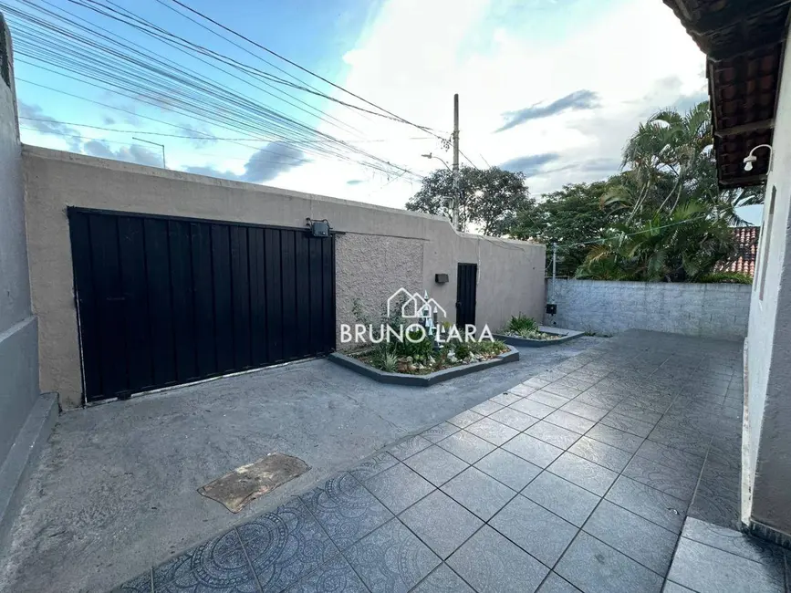 Foto 2 de Casa com 3 quartos à venda, 415m2 em Igarape - MG