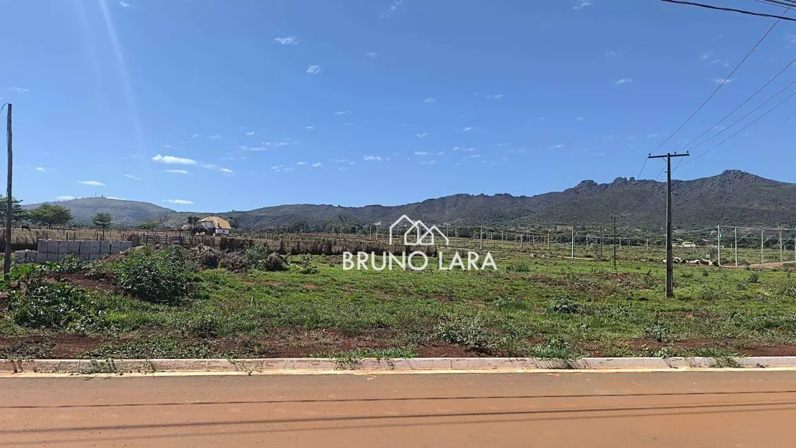 Foto 1 de Terreno / Lote à venda, 1220m2 em Igarape - MG