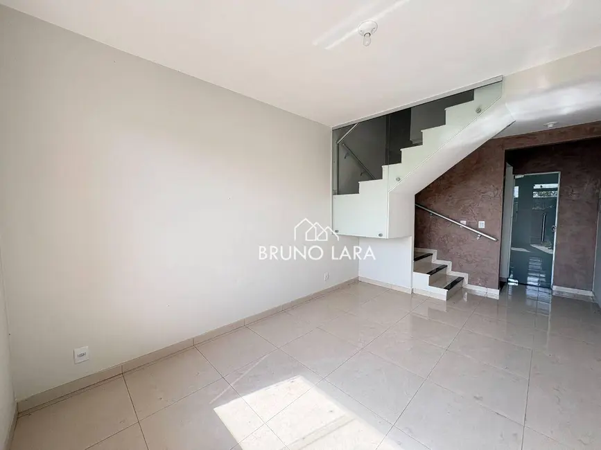 Foto 2 de Casa com 2 quartos à venda, 100m2 em Monte Verde, Betim - MG