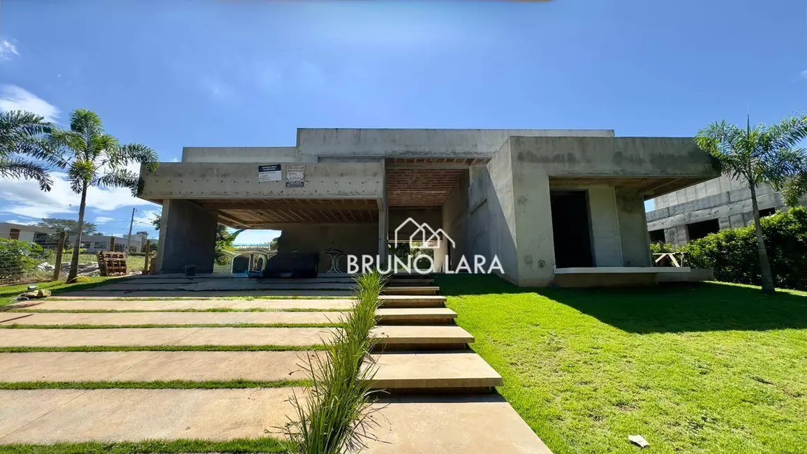 Foto 1 de Casa de Condomínio com 4 quartos à venda, 1272m2 em Igarape - MG