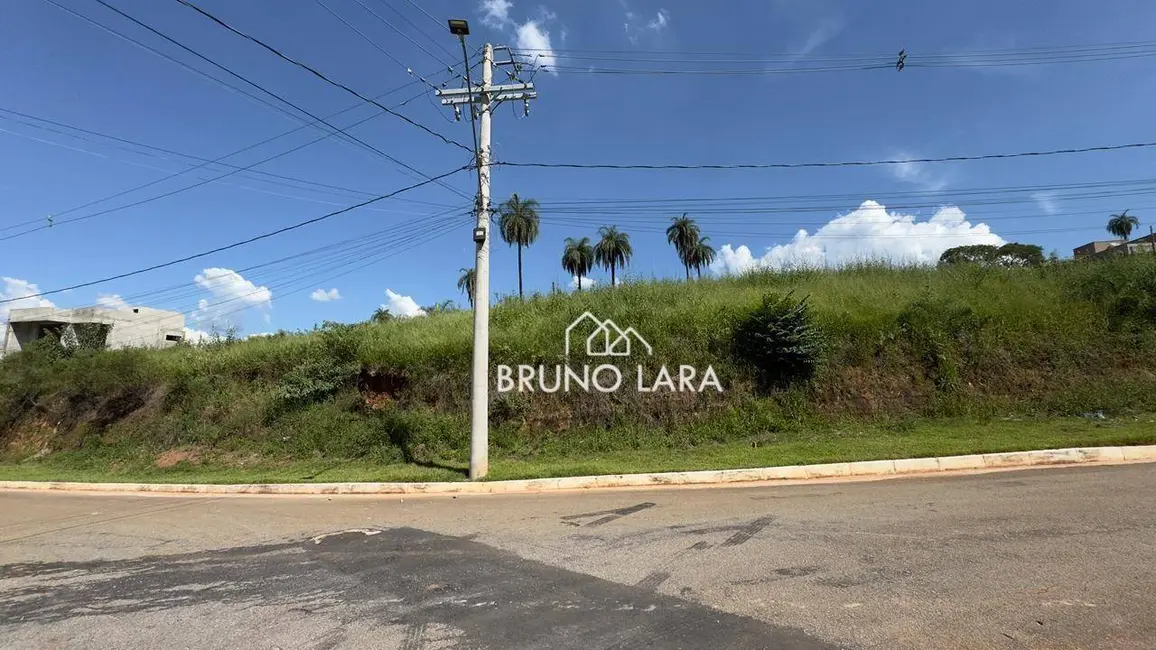 Foto 1 de Terreno / Lote à venda, 1000m2 em Igarape - MG