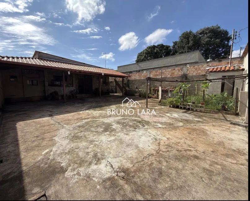 Foto 1 de Casa com 3 quartos à venda, 360m2 em Igarape - MG