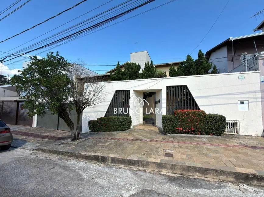 Foto 2 de Casa com 3 quartos à venda, 435m2 em Novo Guarujá, Betim - MG