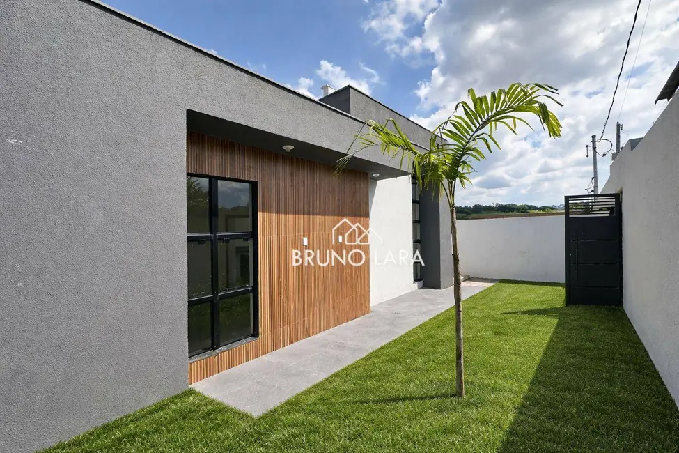 Foto 2 de Casa com 2 quartos à venda, 120m2 em Sao Joaquim De Bicas - MG