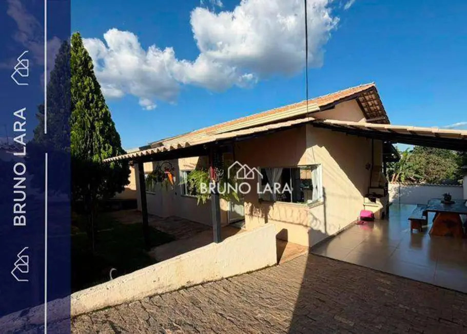 Foto 1 de Casa com 3 quartos à venda, 360m2 em Igarape - MG