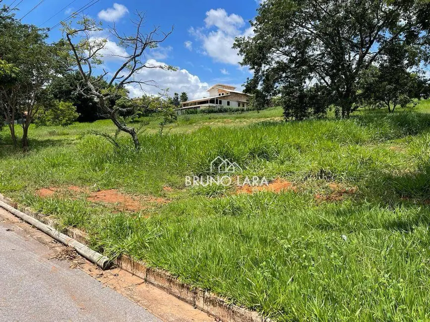 Foto 2 de Terreno / Lote à venda, 1000m2 em Igarape - MG