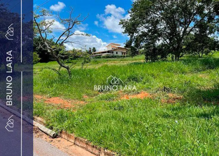 Foto 1 de Terreno / Lote à venda, 1000m2 em Igarape - MG