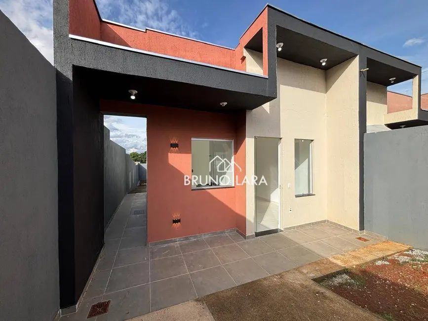 Foto 2 de Casa com 3 quartos à venda, 180m2 em Sao Joaquim De Bicas - MG