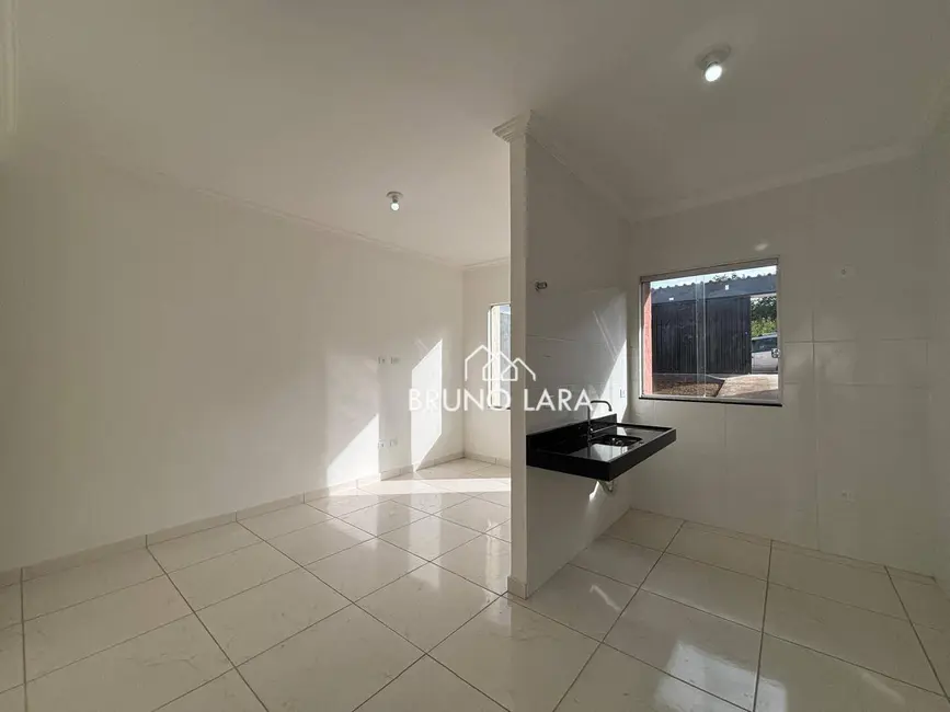 Foto 6 de Casa com 3 quartos à venda, 180m2 em Sao Joaquim De Bicas - MG