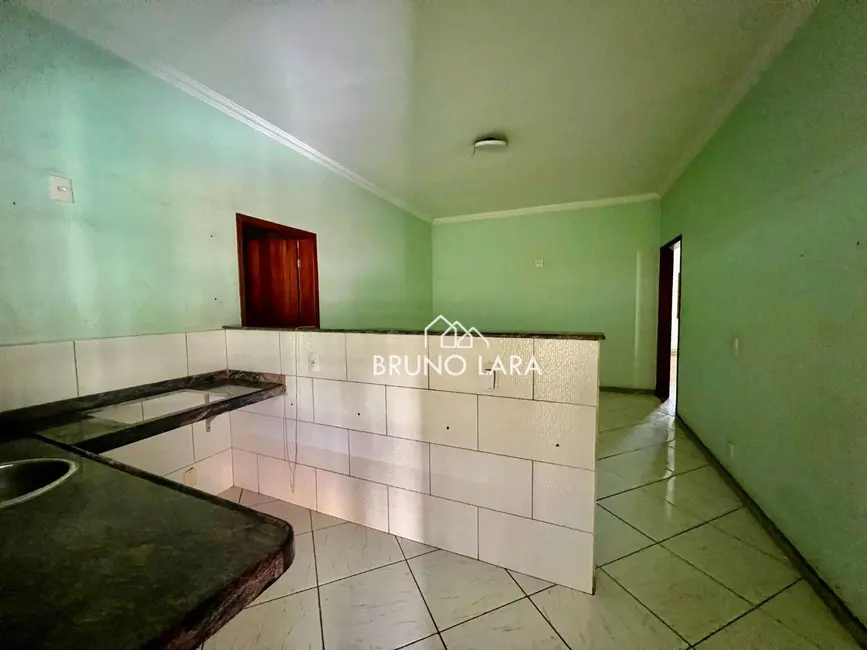 Foto 4 de Casa com 2 quartos para alugar, 360m2 em Igarape - MG