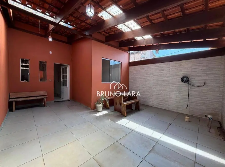 Foto 1 de Casa com 2 quartos à venda, 100m2 em Igarape - MG