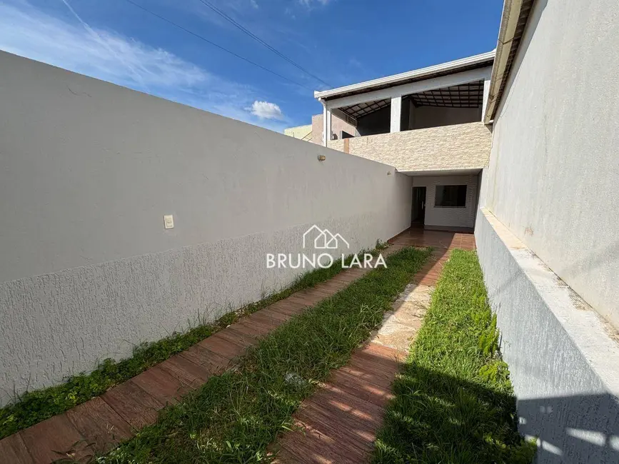 Foto 1 de Casa com 3 quartos à venda, 120m2 em Sao Joaquim De Bicas - MG