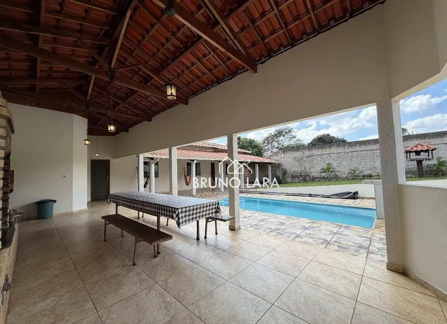 Foto 3 de Casa com 5 quartos à venda, 1000m2 em Igarape - MG