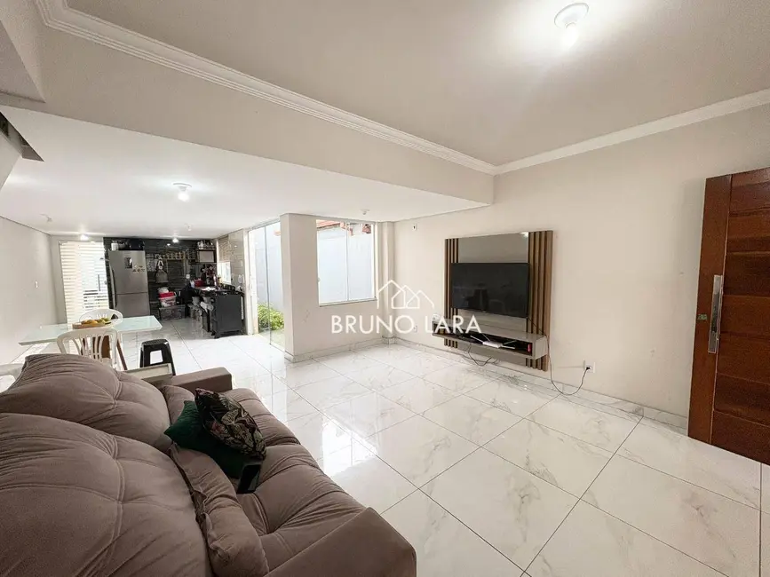 Casa com 3 quartos para alugar, 186m2 em Angola, Betim - MG - imagem 3 Foto 3 de Casa com 3 quartos para alugar, 186m2 em Angola, Betim - MG