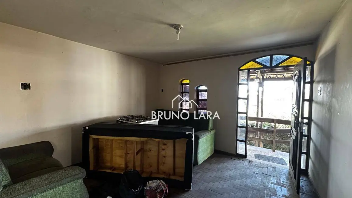 Foto 6 de Casa com 3 quartos para alugar, 360m2 em Centro, Igarape - MG