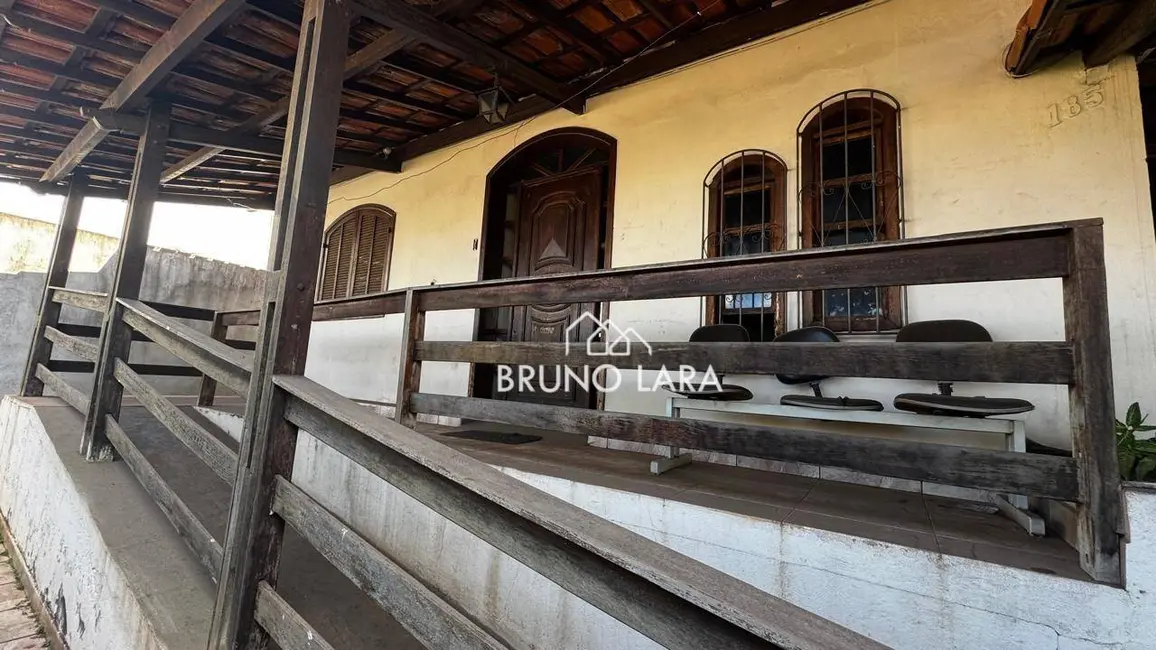 Foto 2 de Casa com 3 quartos para alugar, 360m2 em Centro, Igarape - MG