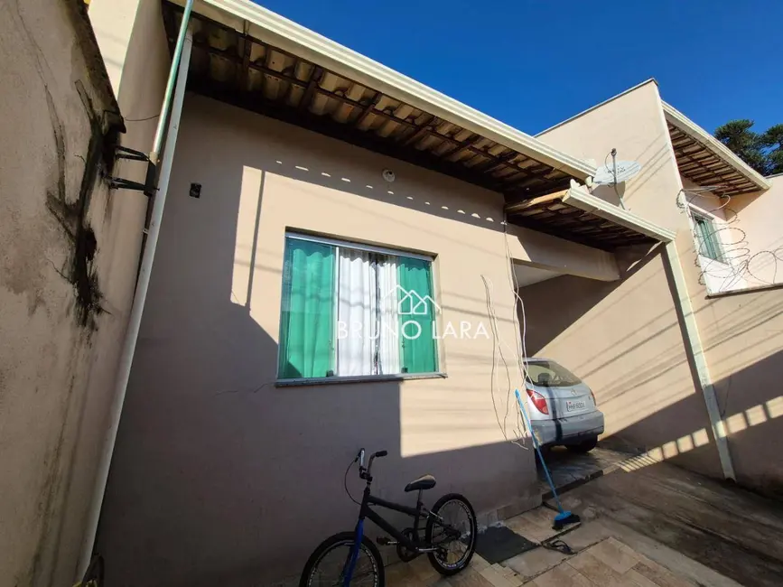 Casa com 2 quartos à venda, 120m2 em Marimbá, Betim - MG - imagem 3 Foto 3 de Casa com 2 quartos à venda, 120m2 em Marimbá, Betim - MG