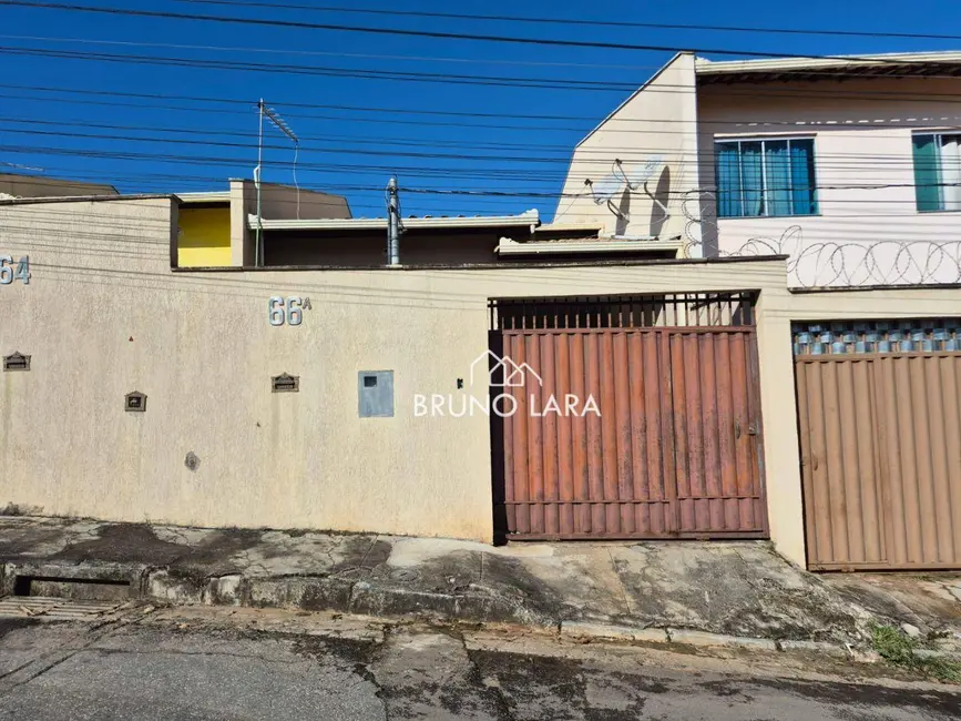 Casa com 2 quartos à venda, 120m2 em Marimbá, Betim - MG - imagem 2 Foto 2 de Casa com 2 quartos à venda, 120m2 em Marimbá, Betim - MG