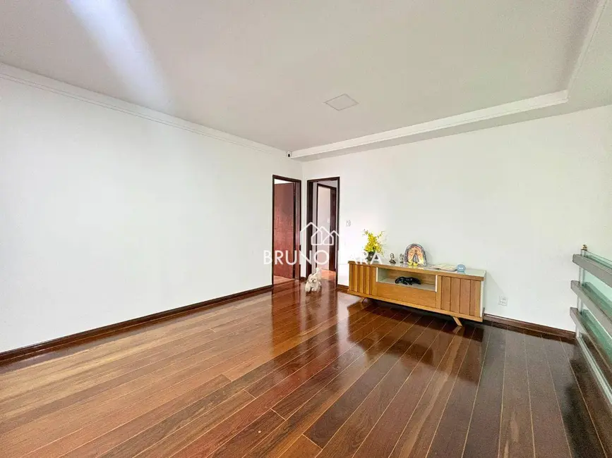 Foto 8 de Casa com 4 quartos à venda, 360m2 em Espírito Santo, Betim - MG