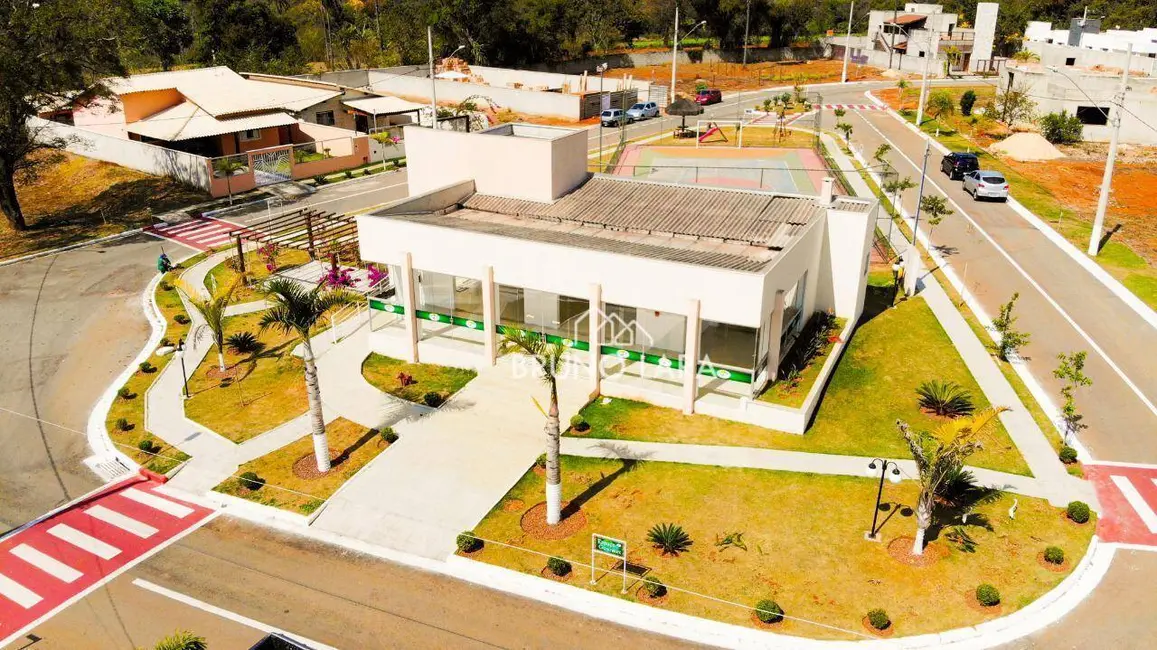 Foto 1 de Casa de Condomínio com 3 quartos à venda, 360m2 em Igarape - MG