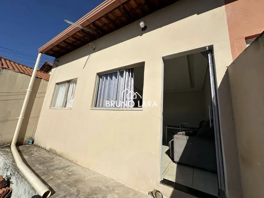 Foto 2 de Casa com 2 quartos à venda, 180m2 em Sao Joaquim De Bicas - MG