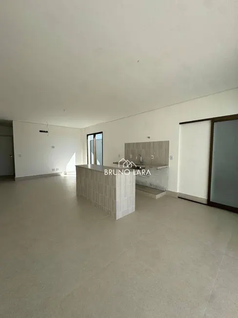 Foto 2 de Casa com 3 quartos à venda, 180m2 em Guarujá Mansões, Betim - MG