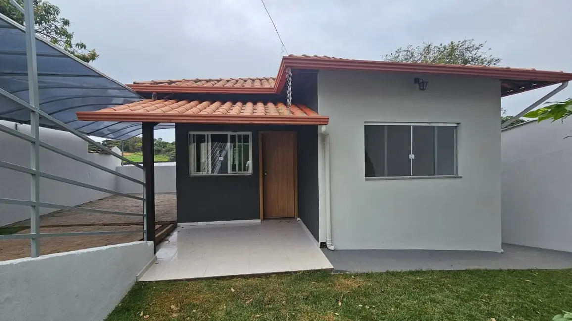Foto 1 de Casa com 3 quartos à venda, 360m2 em Sao Joaquim De Bicas - MG