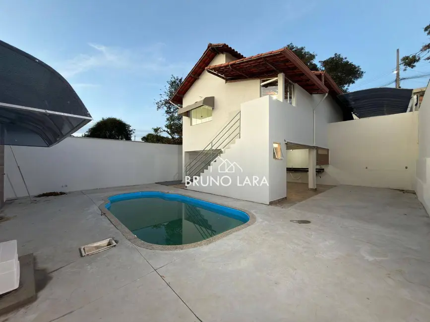 Foto 3 de Casa com 3 quartos à venda, 360m2 em Sao Joaquim De Bicas - MG