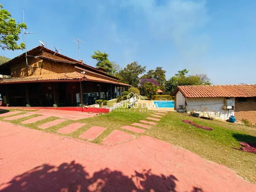 Foto 1 de Sítio / Rancho com 10 quartos à venda, 5000m2 em Igarape - MG