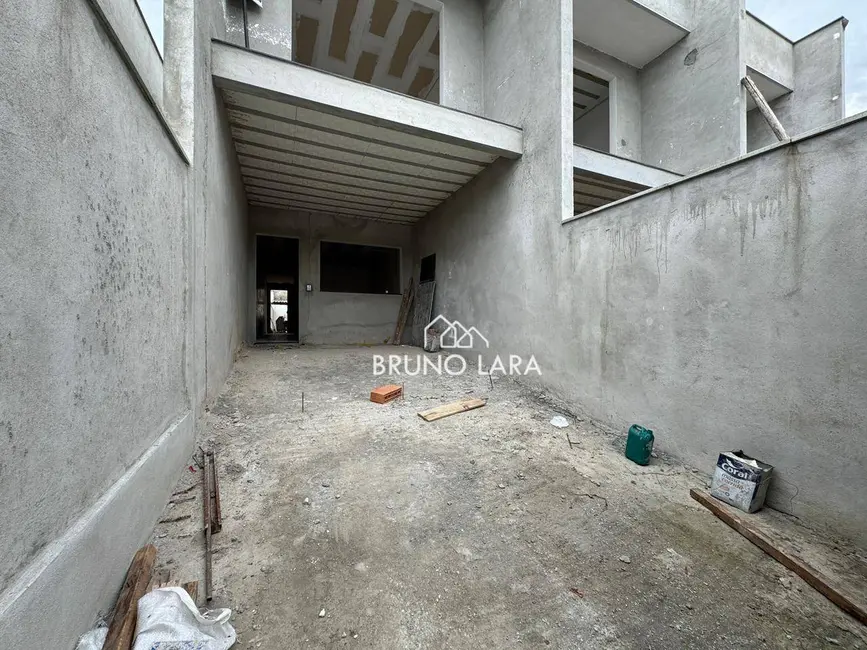 Foto 3 de Casa com 3 quartos à venda, 138m2 em Vila Verde, Betim - MG