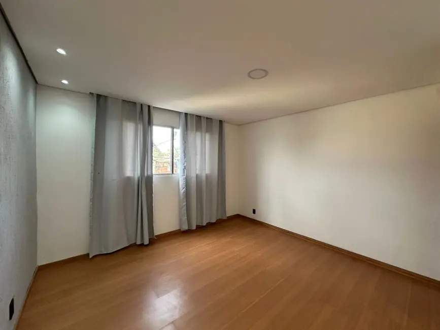 Foto 5 de Apartamento com 2 quartos à venda, 70m2 em Sao Joaquim De Bicas - MG