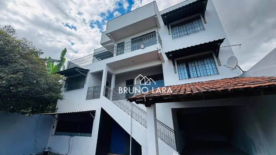 Casa com 5 quartos para alugar, 322m2 em Centro, Igarape - MG - imagem 3 Foto 3 de Casa com 5 quartos para alugar, 322m2 em Centro, Igarape - MG