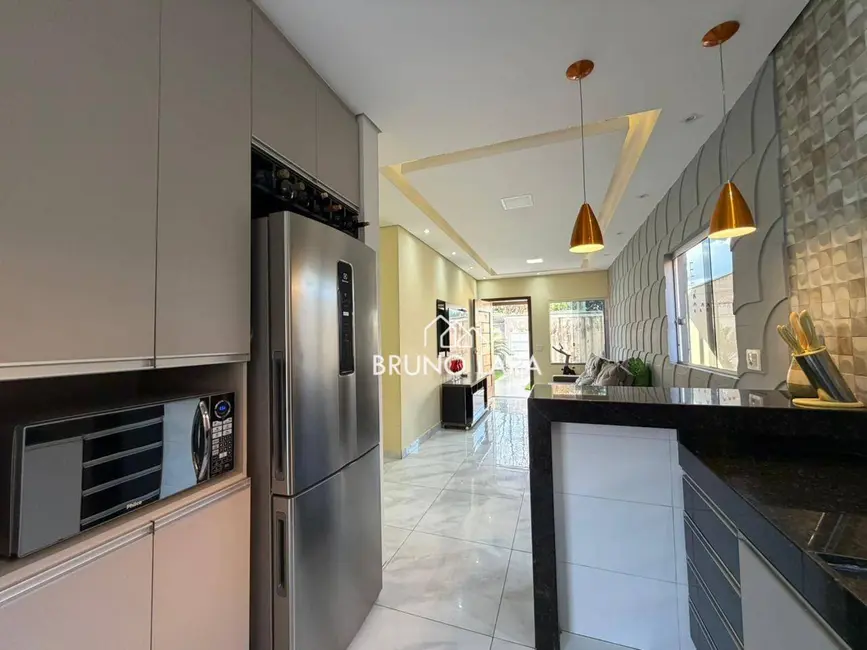 Foto 8 de Casa com 3 quartos à venda, 360m2 em Igarape - MG