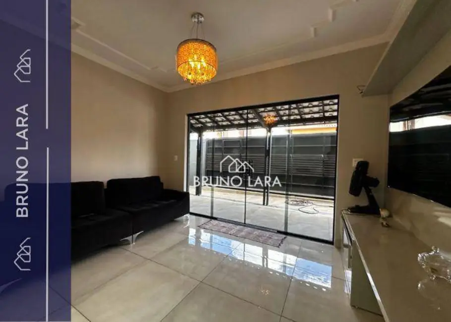Foto 1 de Casa com 3 quartos para alugar, 360m2 em Centro, Igarape - MG