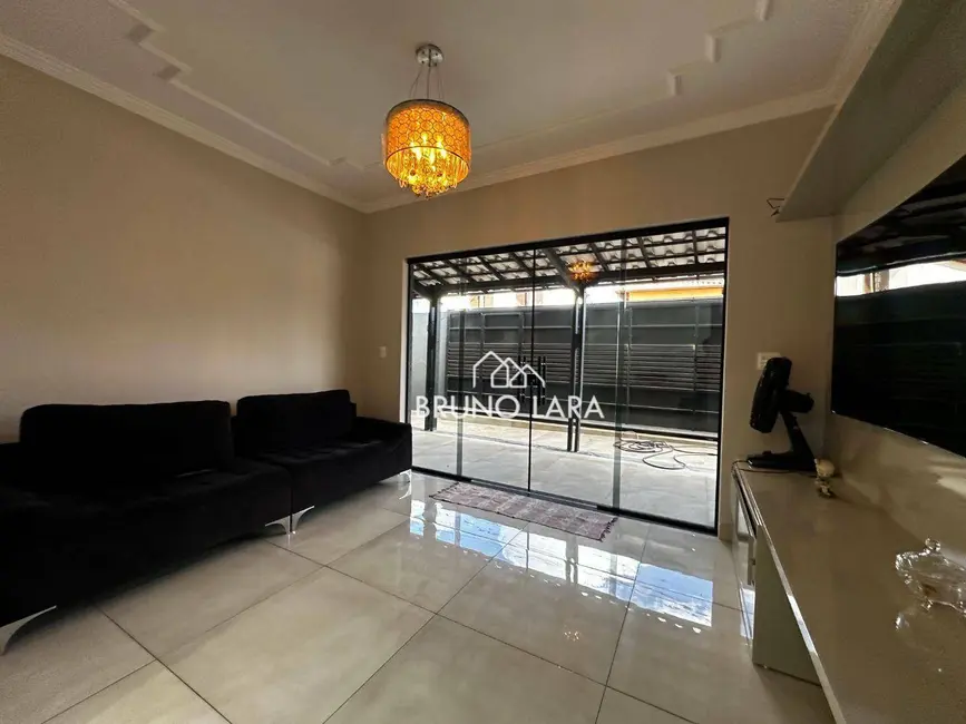 Foto 3 de Casa com 3 quartos para alugar, 360m2 em Centro, Igarape - MG