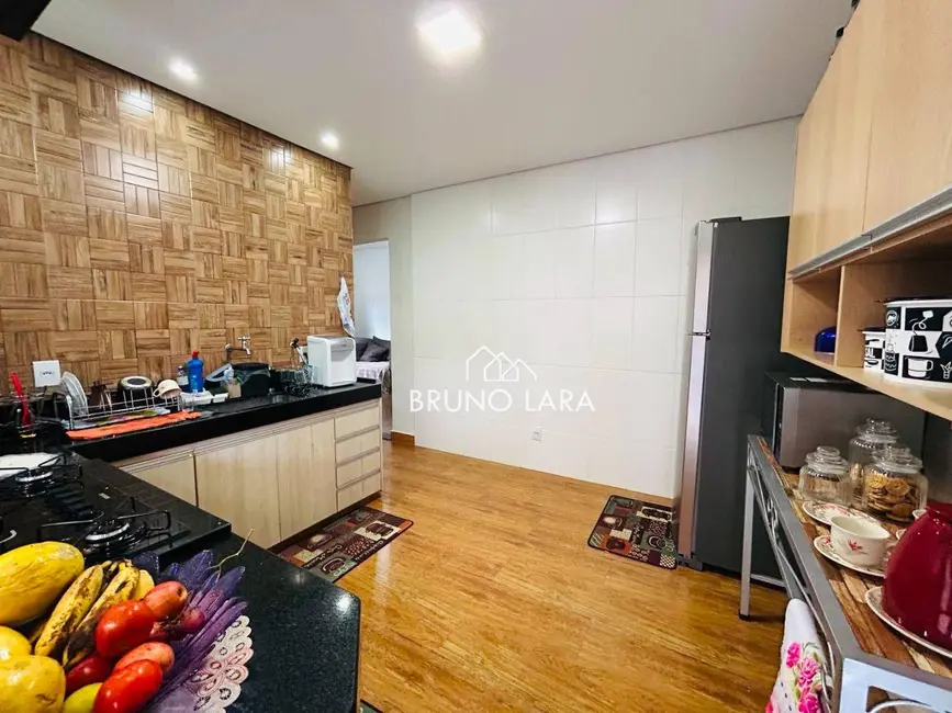 Foto 6 de Casa com 2 quartos à venda, 148m2 em Igarape - MG