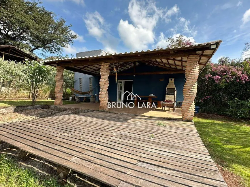 Foto 1 de Casa com 3 quartos à venda, 1000m2 em Igarape - MG