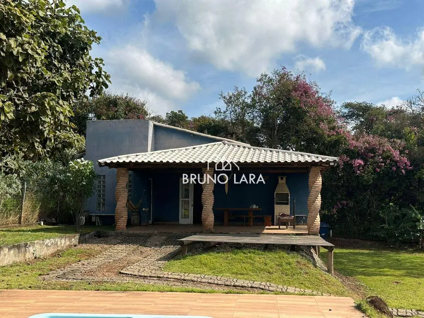 Foto 2 de Casa com 3 quartos à venda, 1000m2 em Igarape - MG
