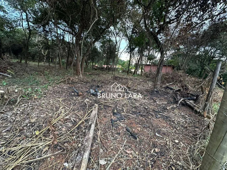 Foto 1 de Terreno / Lote à venda, 2600m2 em Igarape - MG