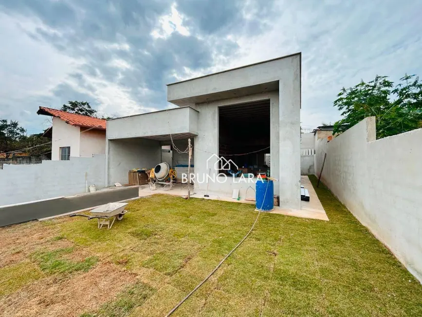 Casa com 3 quartos à venda, 360m2 em Igarape - MG - imagem 1 Foto 1 de Casa com 3 quartos à venda, 360m2 em Igarape - MG