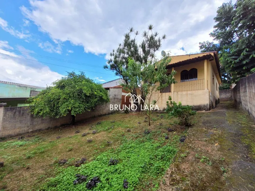 Foto 1 de Casa com 3 quartos para alugar, 360m2 em Igarape - MG