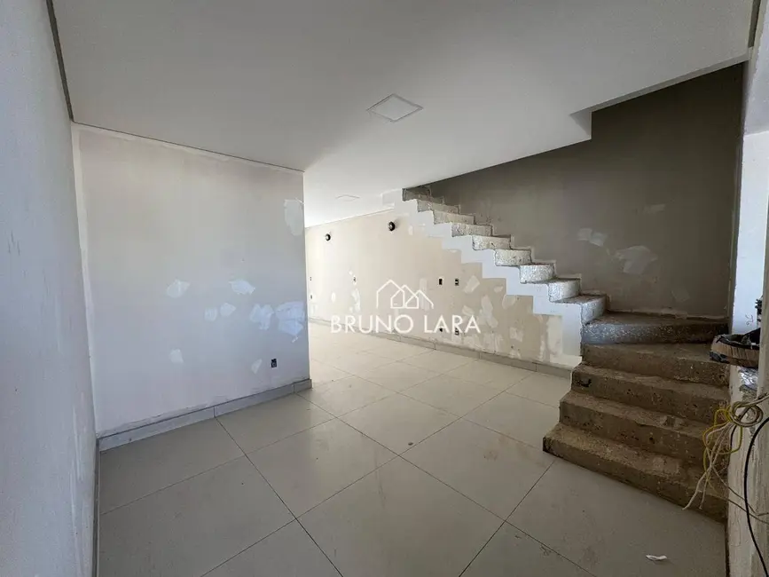 Casa com 3 quartos à venda, 180m2 em Guarujá Mansões, Betim - MG - imagem 4 Foto 4 de Casa com 3 quartos à venda, 180m2 em Guarujá Mansões, Betim - MG