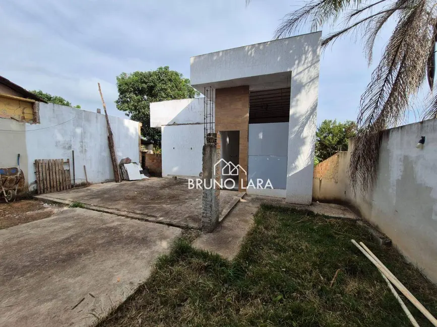 Foto 2 de Casa com 3 quartos à venda, 300m2 em Igarape - MG